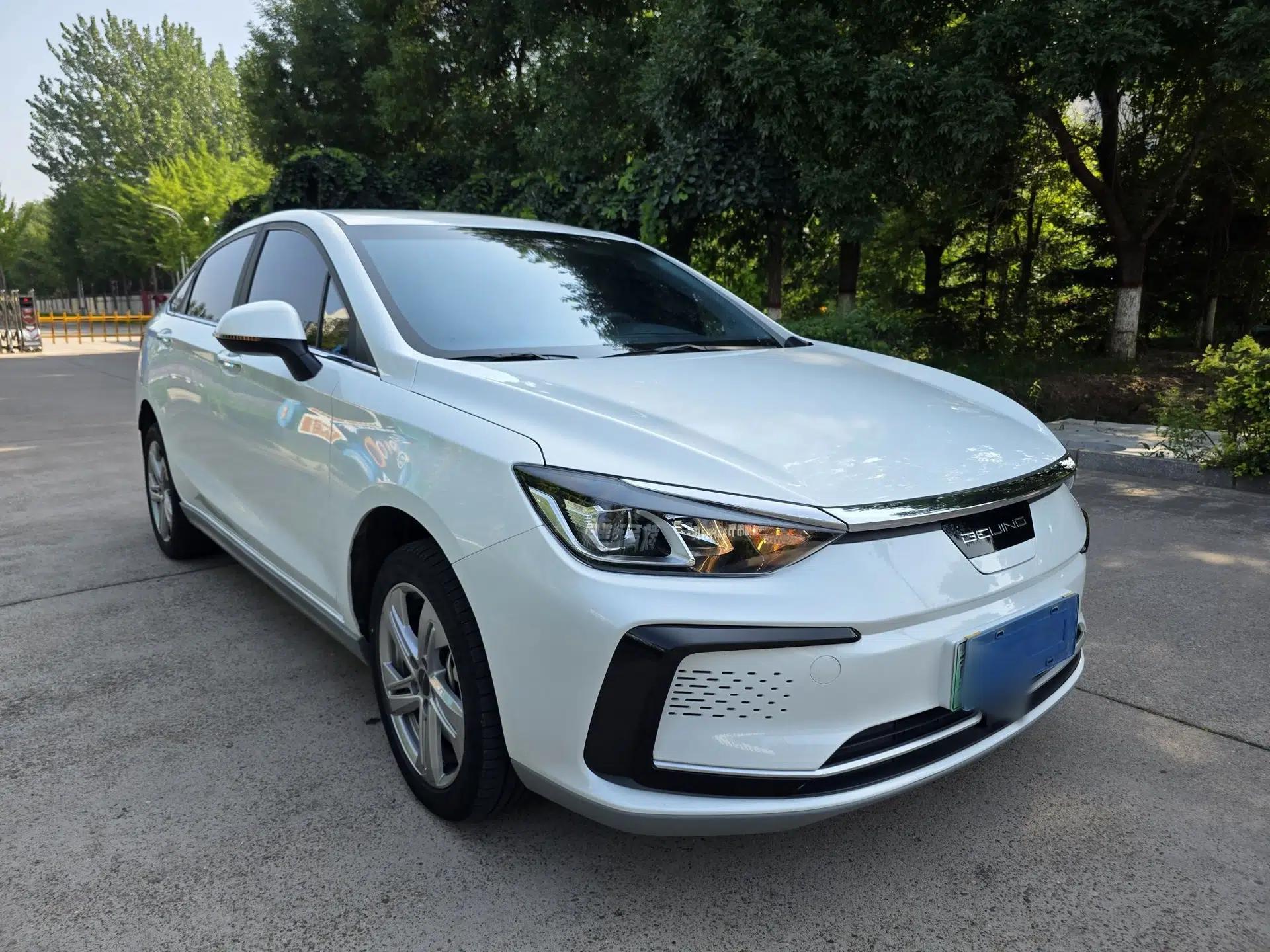BAIC Beijing EU5 2025 Hongtu Standard Edition — миниатюра 4