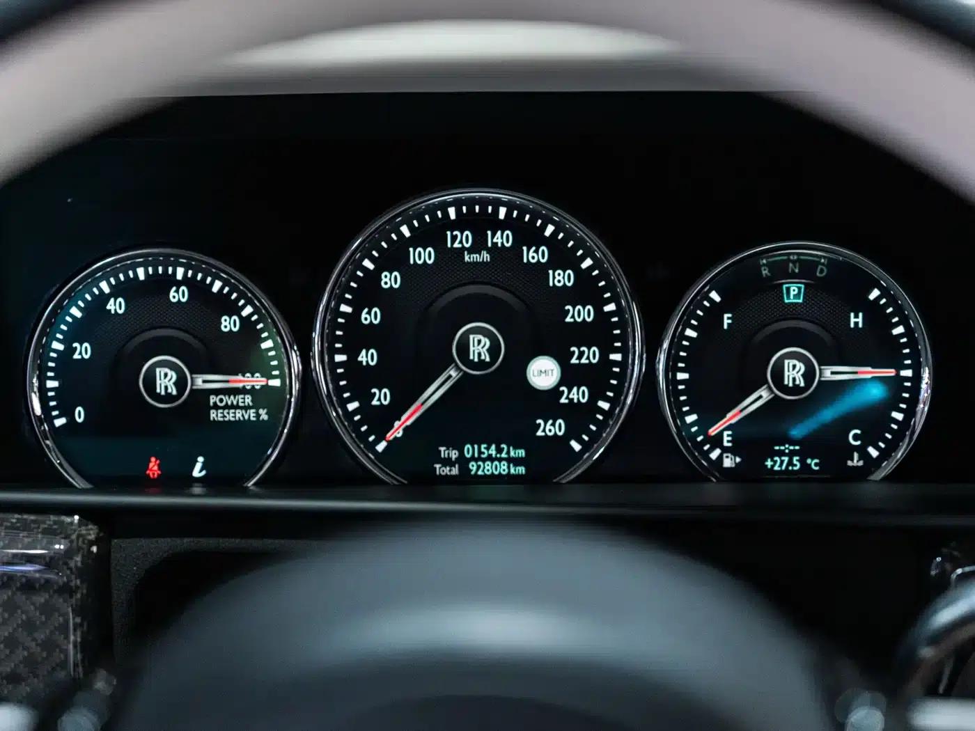 2020 Cullinan Black Badge — миниатюра 12