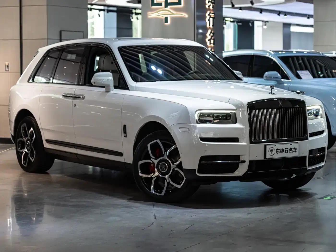 2020 Cullinan Black Badge — миниатюра 3