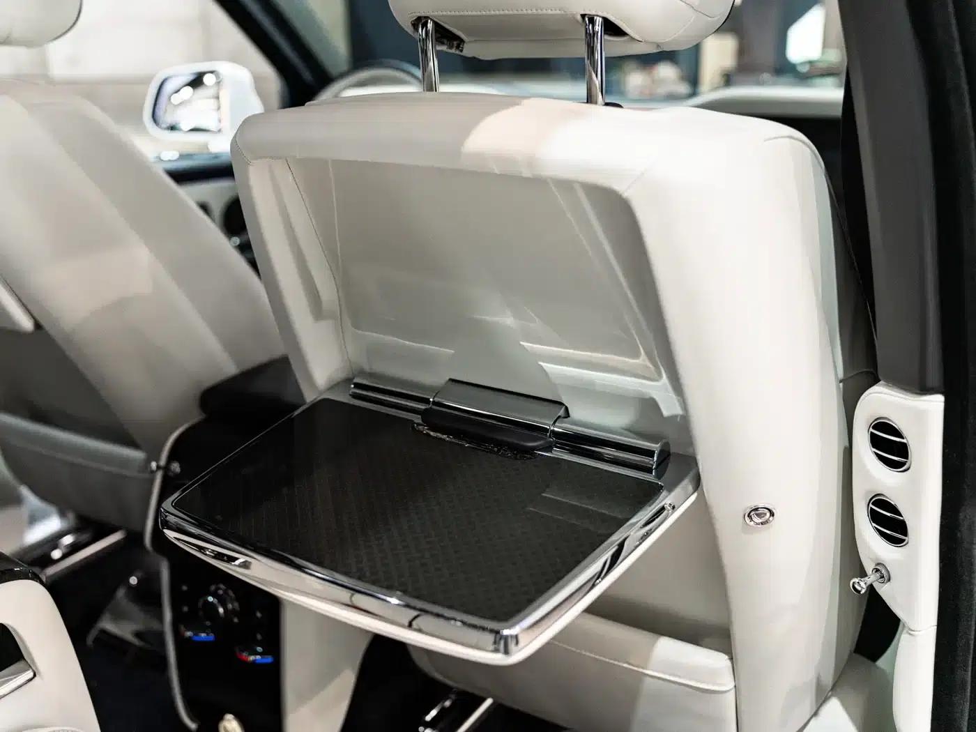 2020 Cullinan Black Badge — миниатюра 31