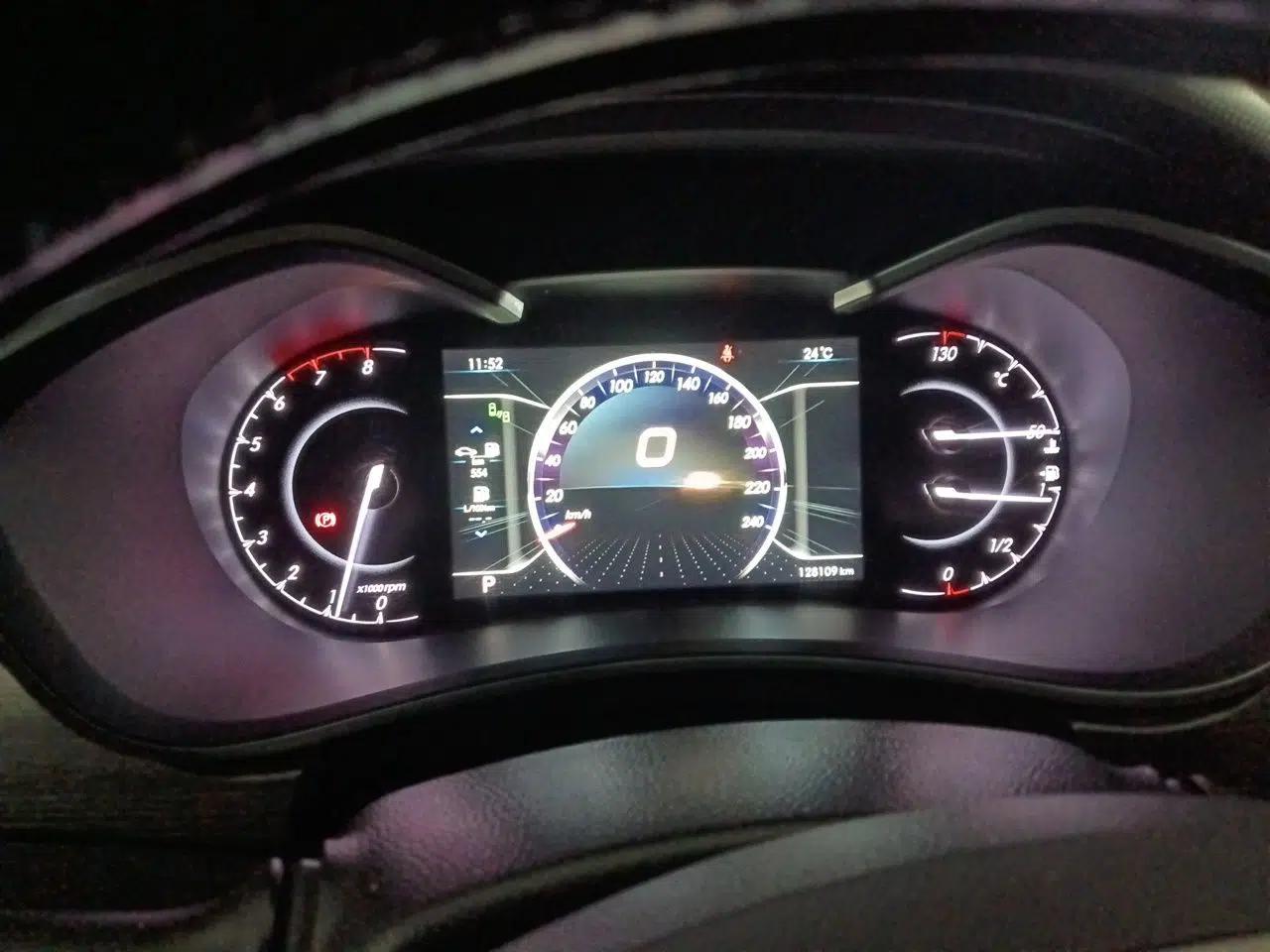 BAIC Senova D50 2018 1.5L CVT Prestige Smart Connectivity Edition — миниатюра 8