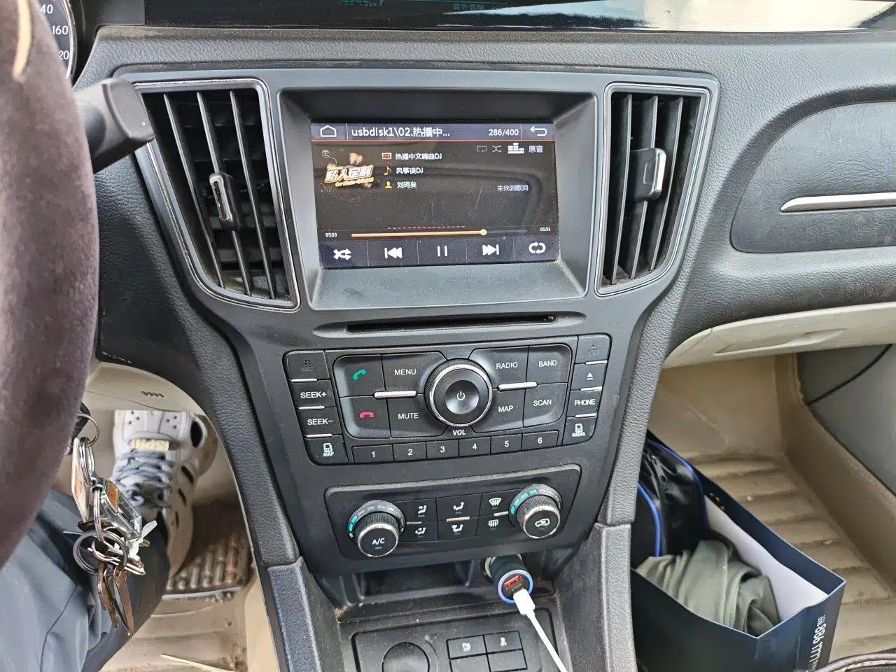 BAIC Senova D50 2014 1.5L manual comfort version — миниатюра 13