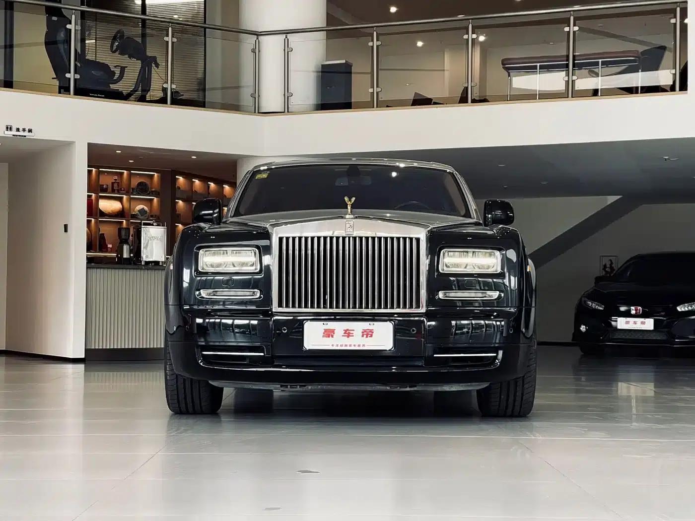 2013 Phantom 6.7L Extended Wheelbase (EWB) — миниатюра 16
