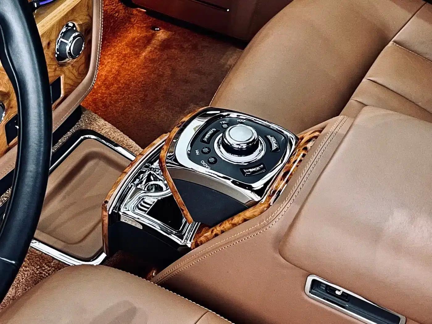 2013 Phantom 6.7L Extended Wheelbase (EWB) — миниатюра 7