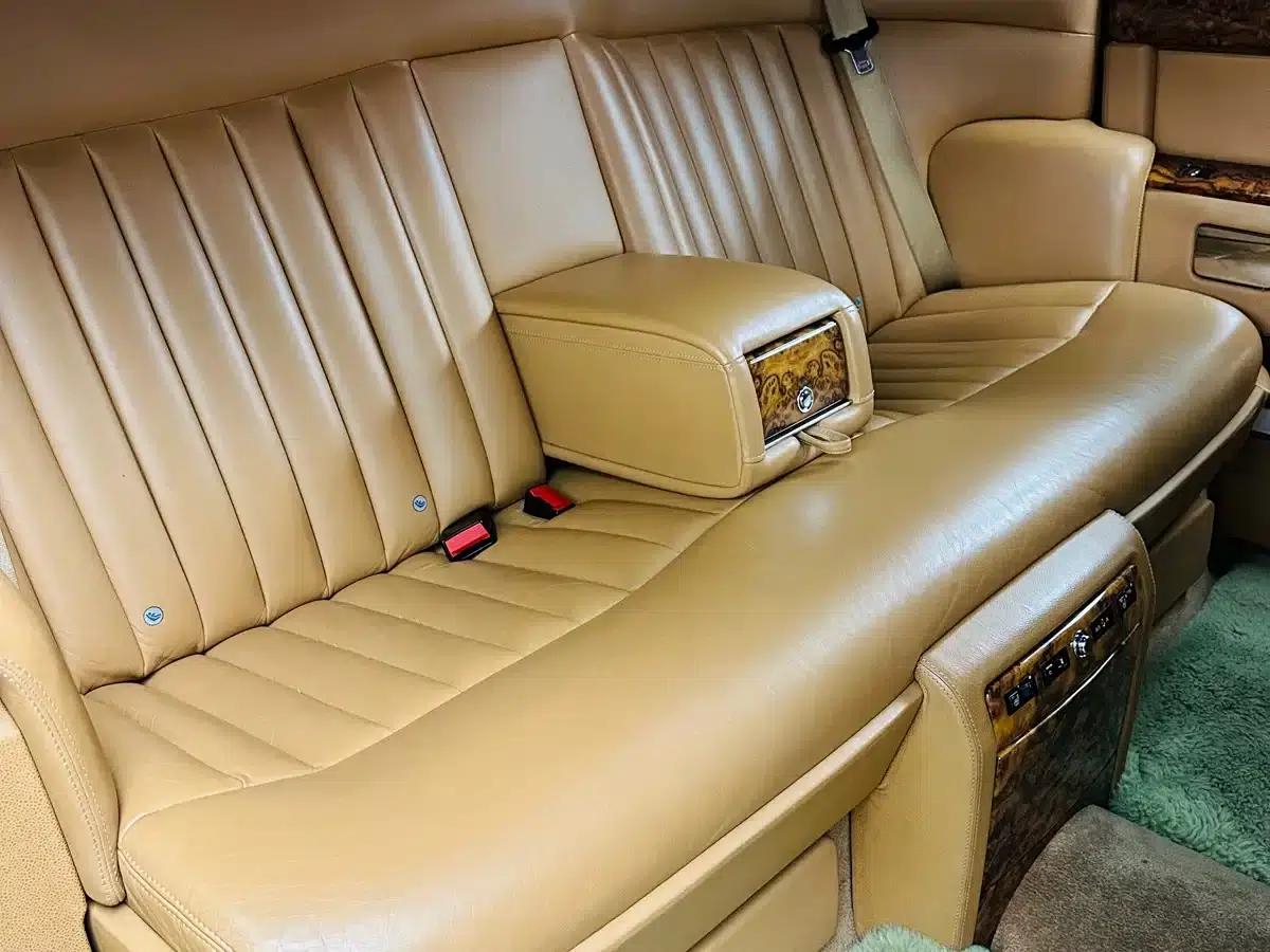 2006 Phantom 6.7L Extended Wheelbase (EWB) — миниатюра 4
