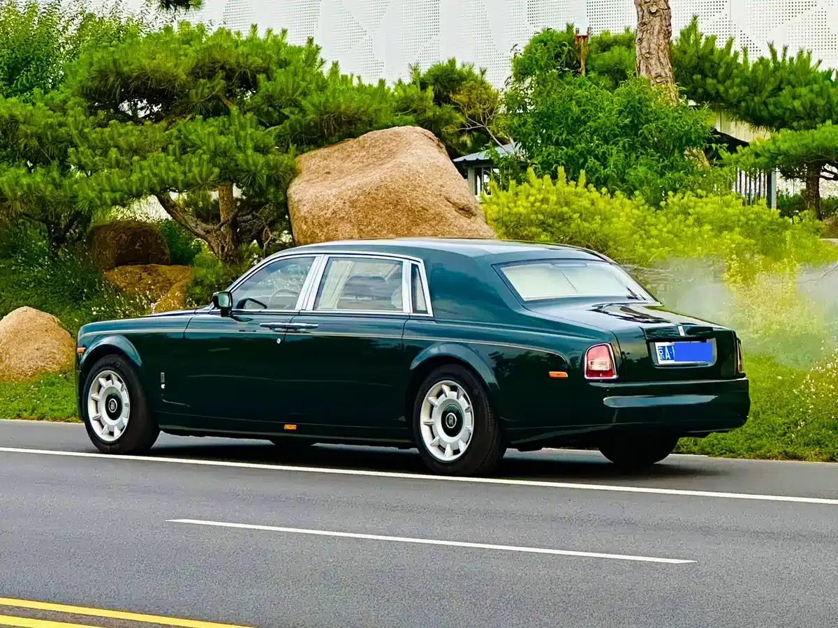 2006 Phantom 6.7L Extended Wheelbase (EWB) — миниатюра 7