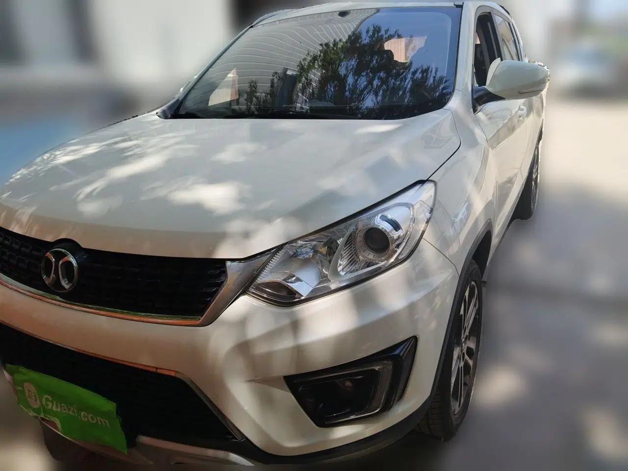 BAIC Senova X35 2016 1.5L Manual Luxury Edition — миниатюра 1
