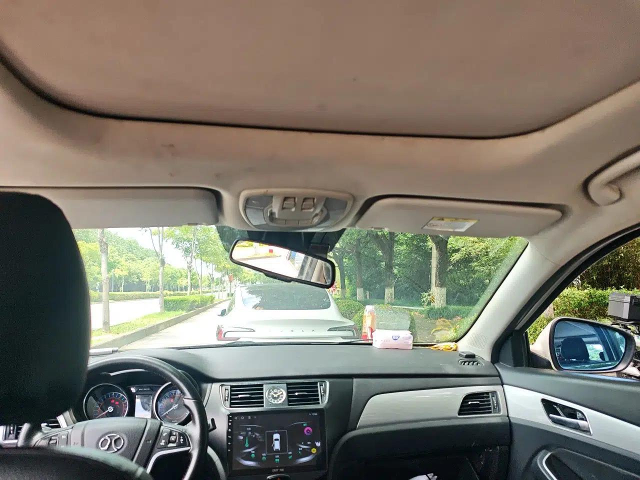 BAIC Senova X55 2016 1.5T CVT Luxury Edition — миниатюра 18