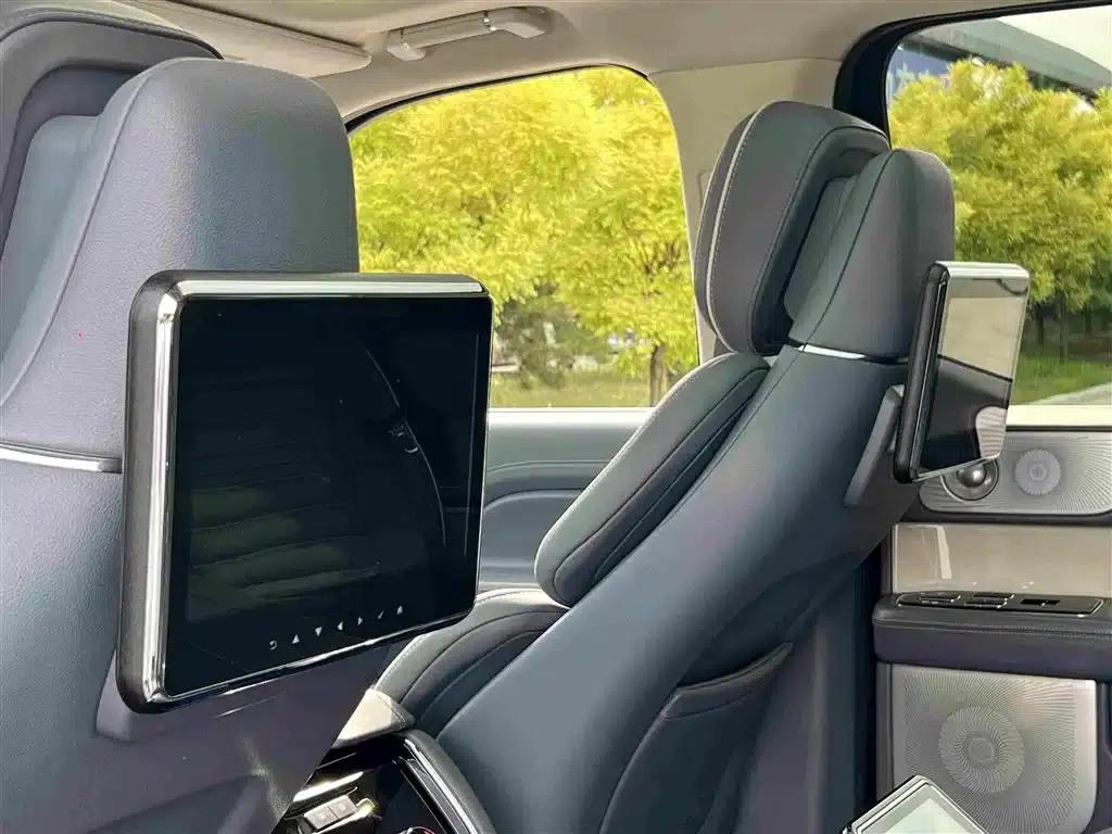 Navigator 2019 3.5T Presidential Series (China VI Emission Standard) — миниатюра 14