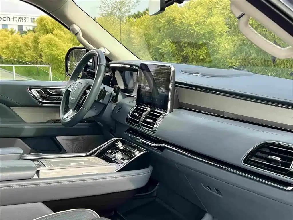 Navigator 2019 3.5T Presidential Series (China VI Emission Standard) — миниатюра 9