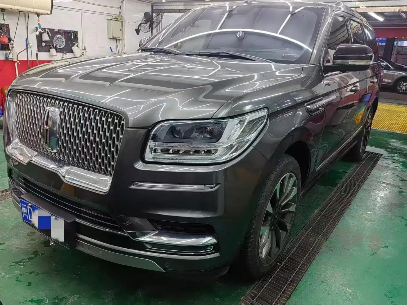 Navigator 2018 3.5T Premium Edition (National V Emission Standard) — миниатюра 1
