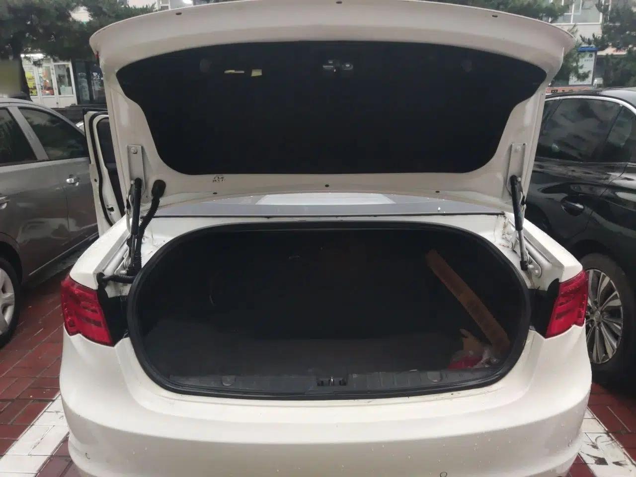 BAIC Senova D70 2018 Performance Version 1.8T Comfort Version — миниатюра 19