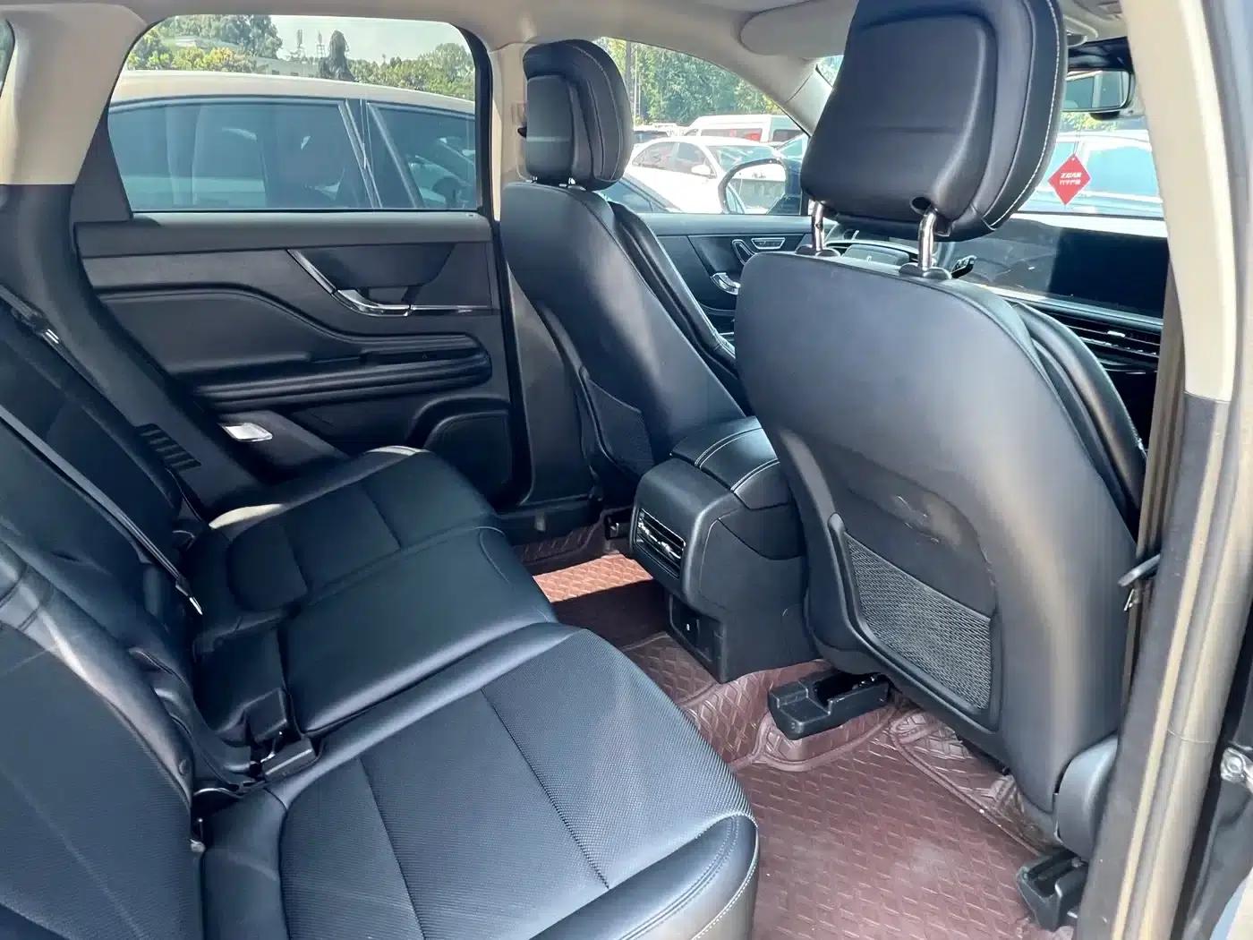 Adventurer 2023 2.0T 2WD Premium Edition — миниатюра 10