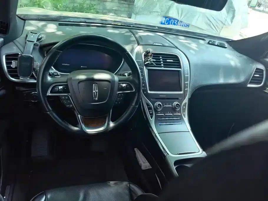 2019 Navigator Imported Model 2.0T 4WD Premium Edition (National V Emission Standard) — миниатюра 12