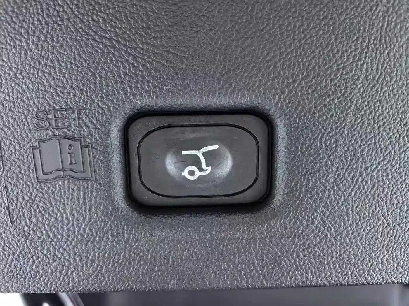 Navigator (Imported) 2019 2.7T 4WD Premium Edition (China VI Emission Standard) — миниатюра 26
