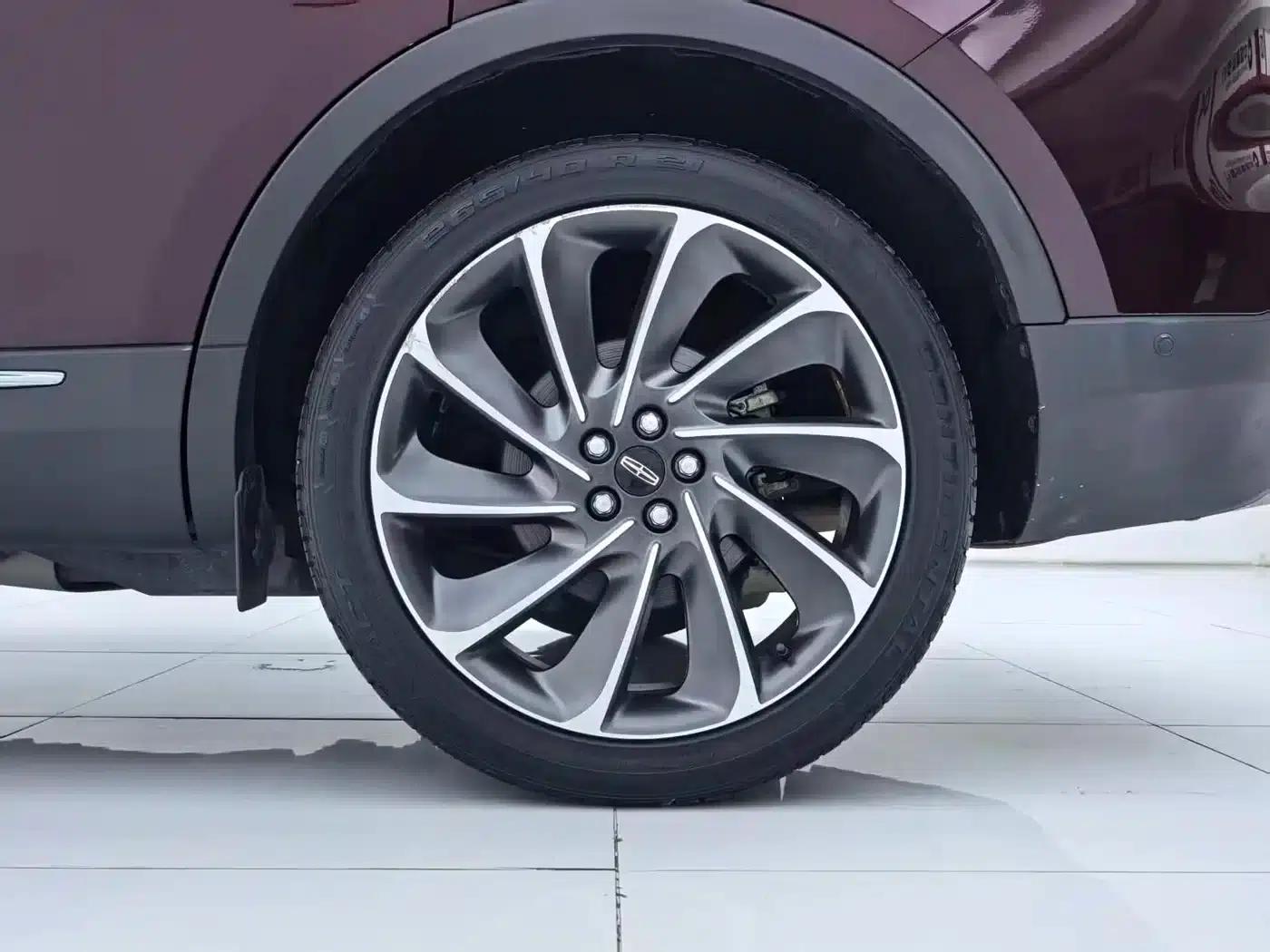 Navigator (Imported) 2019 2.7T 4WD Premium Edition (China VI Emission Standard) — миниатюра 28