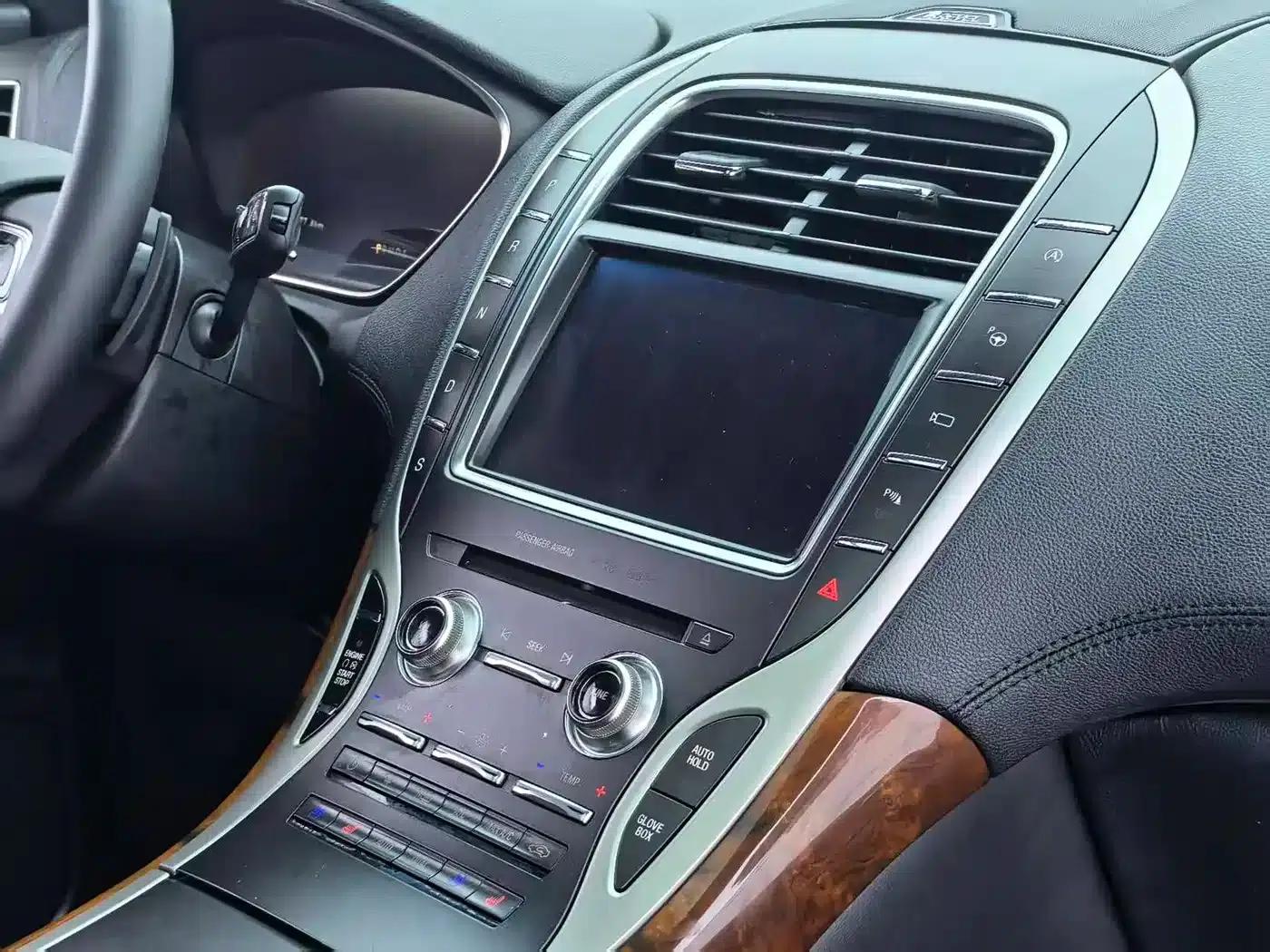 Navigator (Imported) 2019 2.7T 4WD Premium Edition (China VI Emission Standard) — миниатюра 5
