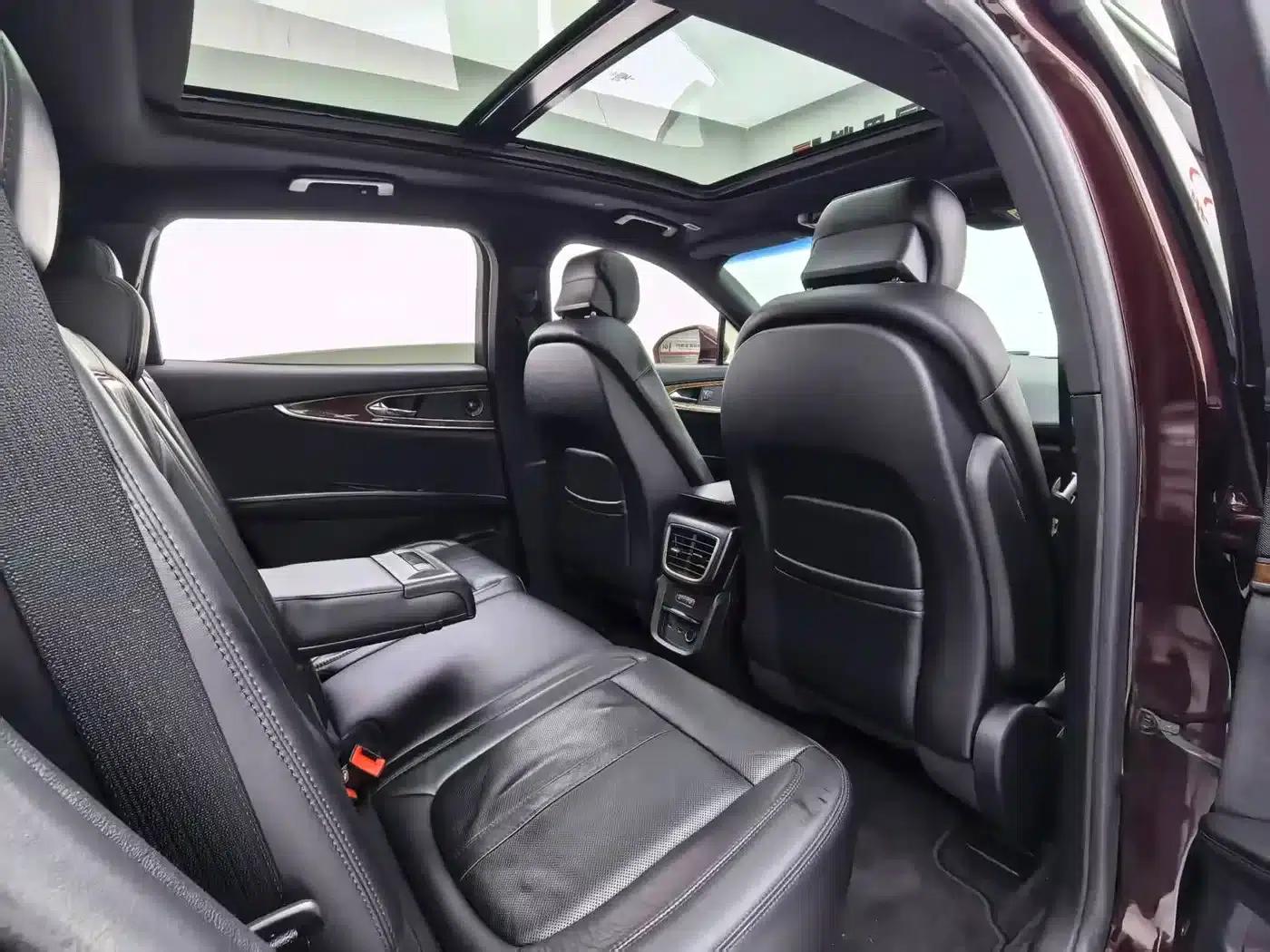Navigator (Imported) 2019 2.7T 4WD Premium Edition (China VI Emission Standard) — миниатюра 7