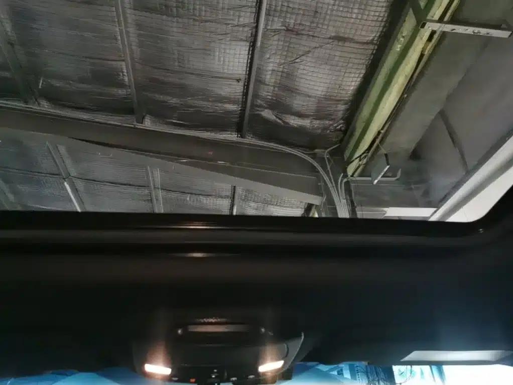 2019 Navigator Imported Model 2.0T Two-Wheel Drive Premium Edition (China VI Emission Standard) — миниатюра 18