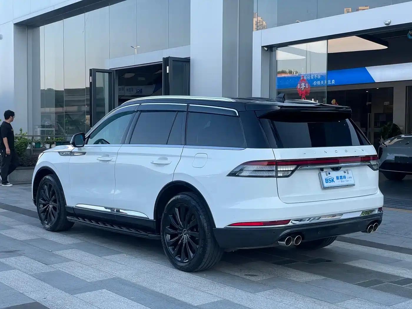 2020 Aviator 3.0T V6 AWD Executive Edition — миниатюра 15