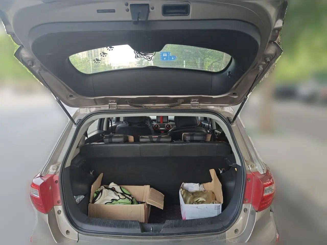 BAIC Senova X25 2015 1.5L manual Comfort trim level — миниатюра 19