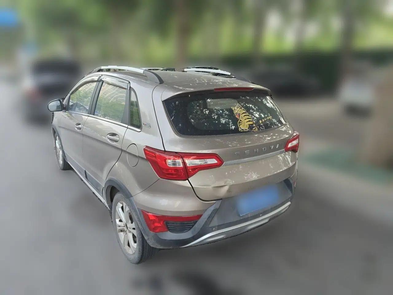 BAIC Senova X25 2015 1.5L manual Comfort trim level — миниатюра 4