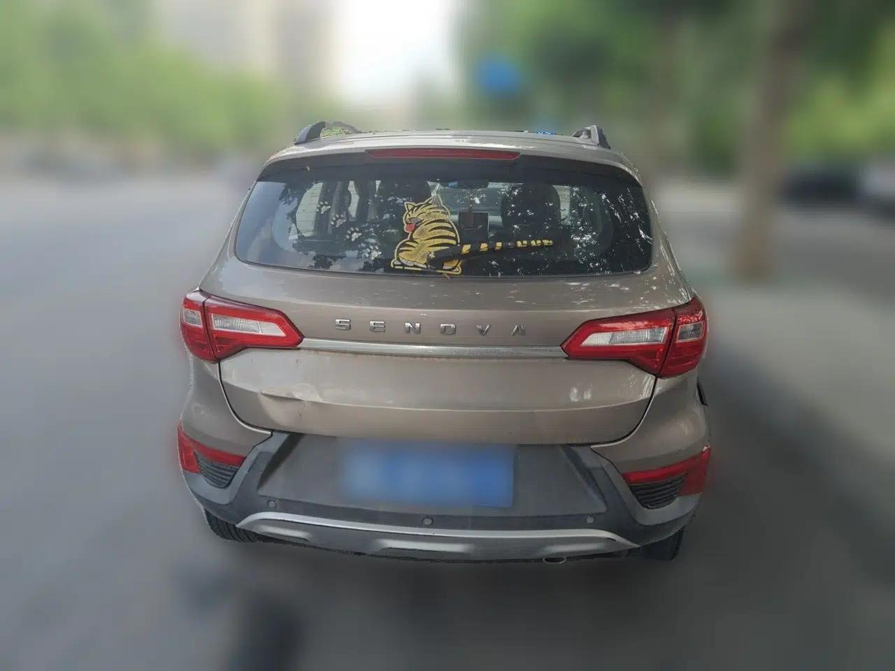 BAIC Senova X25 2015 1.5L manual Comfort trim level — миниатюра 5