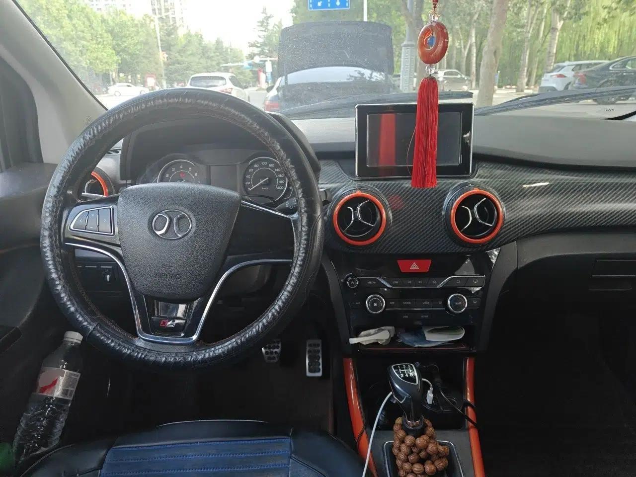 BAIC Senova X25 2015 1.5L manual Comfort trim level — миниатюра 9