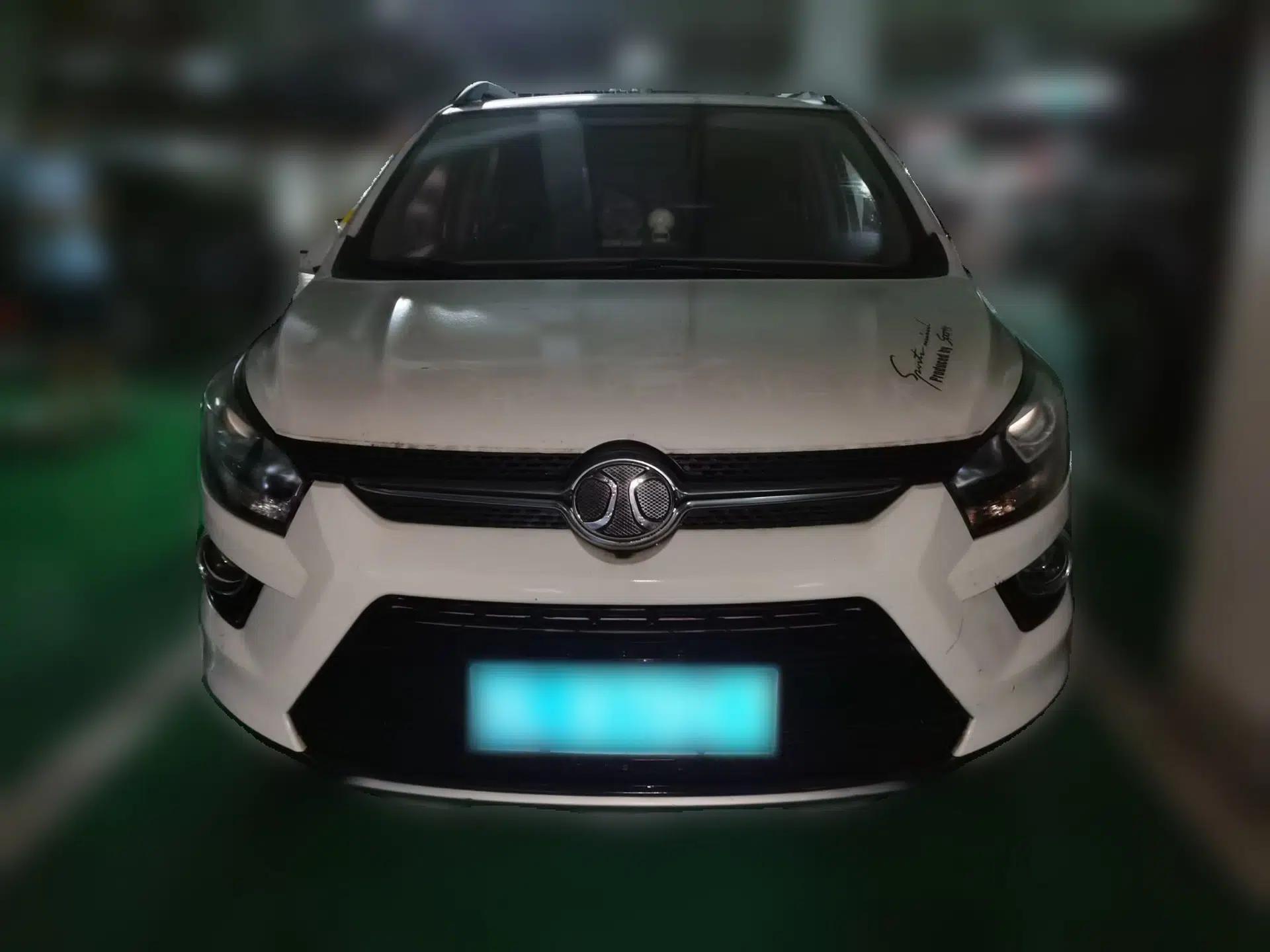 BAIC Senova X25 2015 1.5L Manual Elite Edition — миниатюра 2