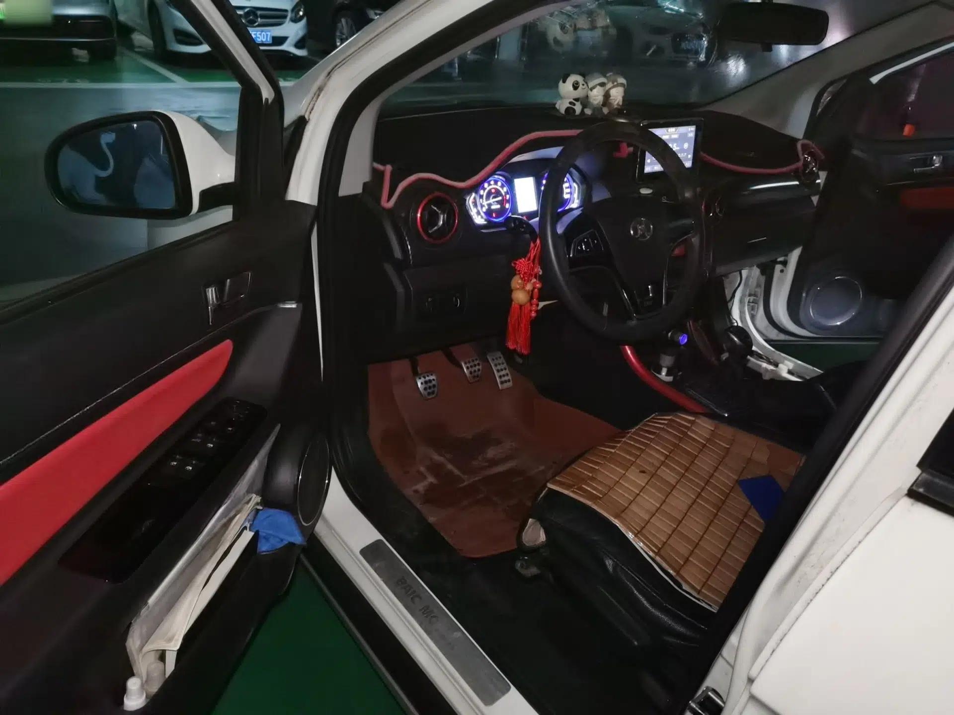 BAIC Senova X25 2015 1.5L Manual Elite Edition — миниатюра 16