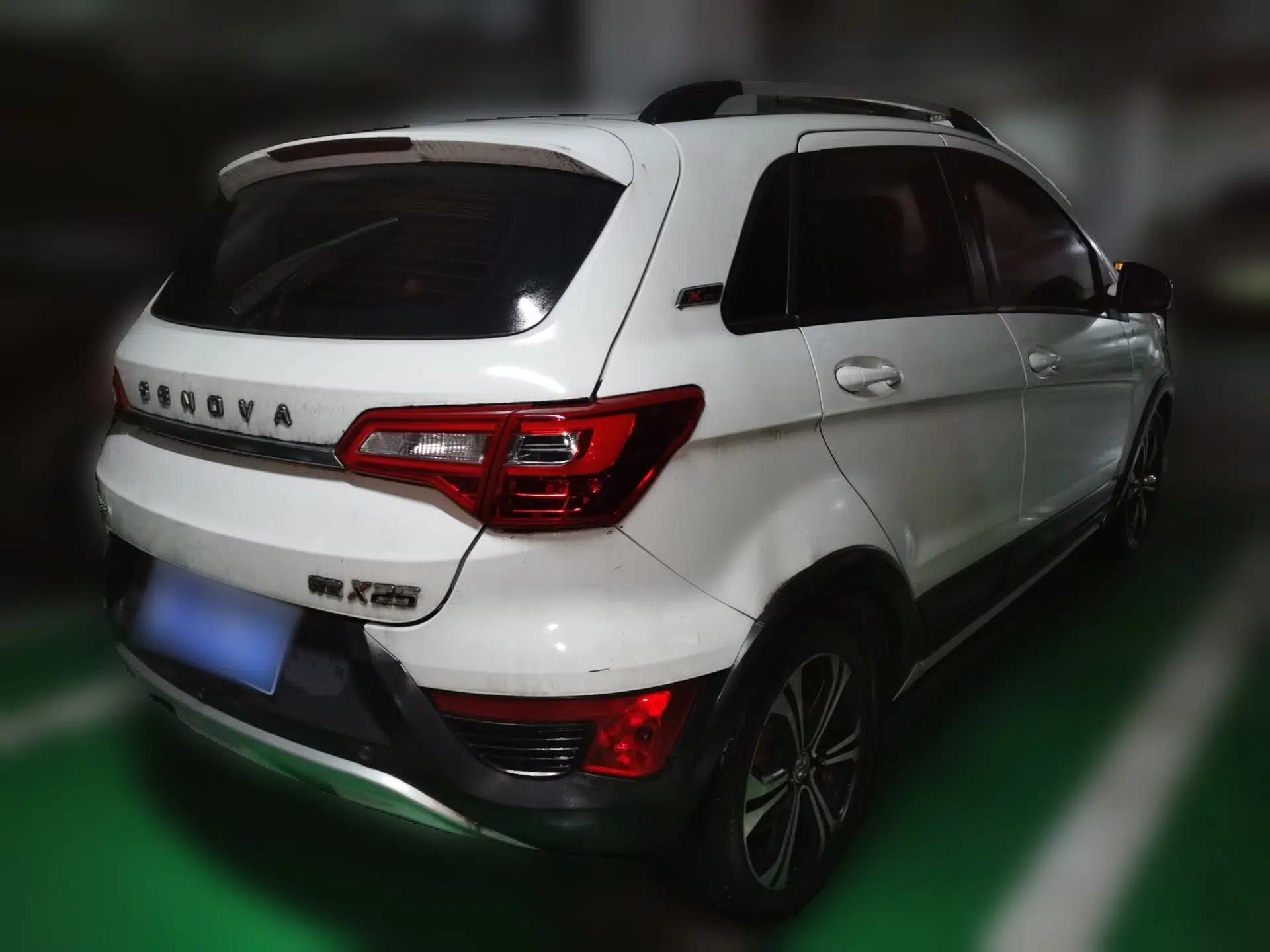 BAIC Senova X25 2015 1.5L Manual Elite Edition — миниатюра 6