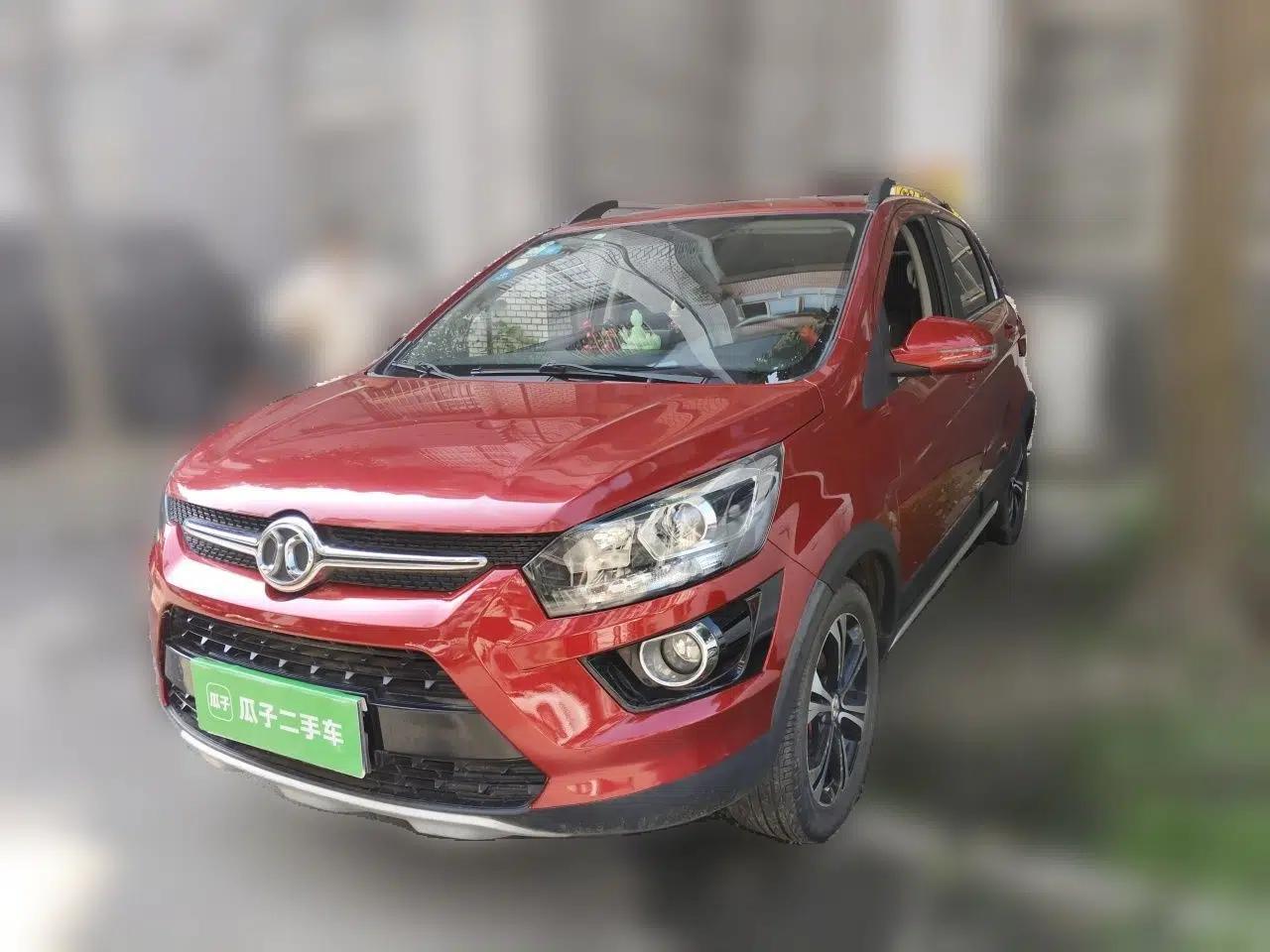 BAIC Senova X25 2015 1.5L Manual Elite Edition — миниатюра 1