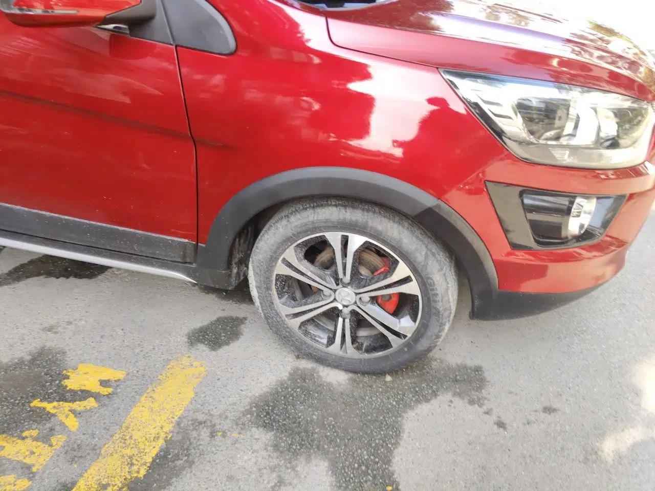 BAIC Senova X25 2015 1.5L Manual Elite Edition — миниатюра 5