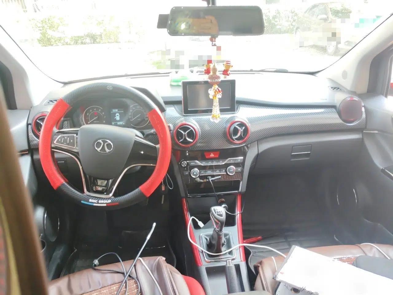 BAIC Senova X25 2015 1.5L Manual Elite Edition — миниатюра 6
