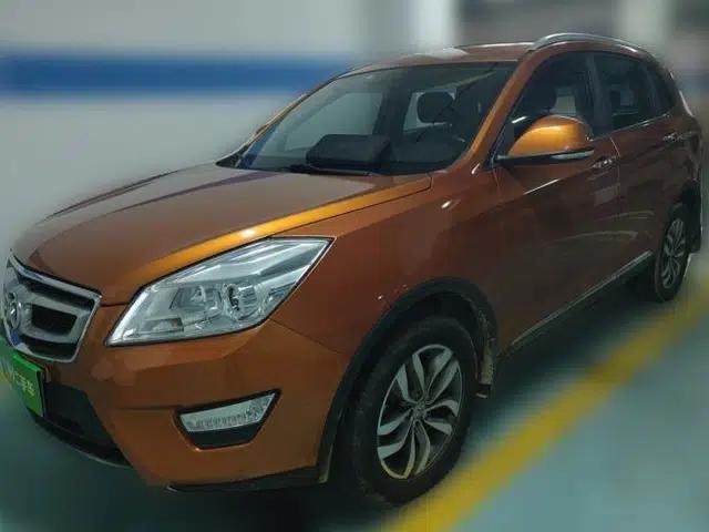 BAIC Senova X65 2015 2.0T Automatic Elite Model