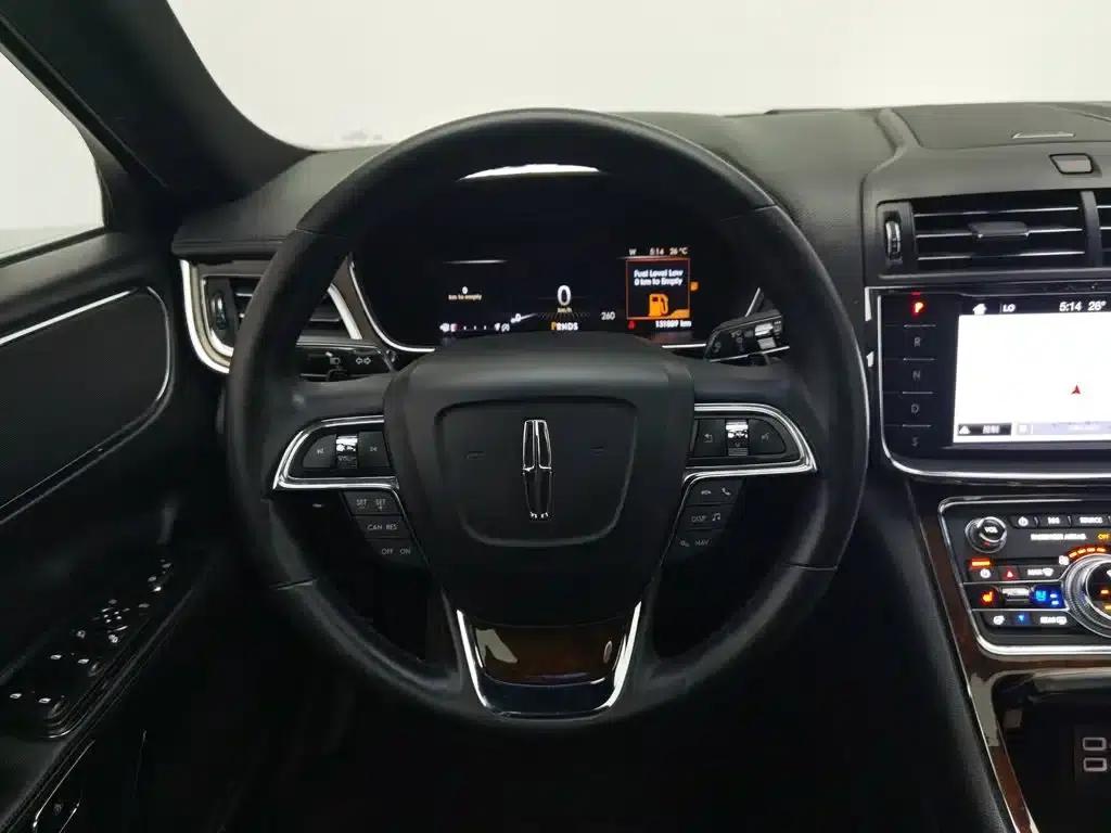 Lincoln Continental 2017 2.0T Two-Wheel Drive Premium Edition — миниатюра 11