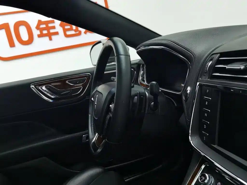 Lincoln Continental 2017 2.0T Two-Wheel Drive Premium Edition — миниатюра 22