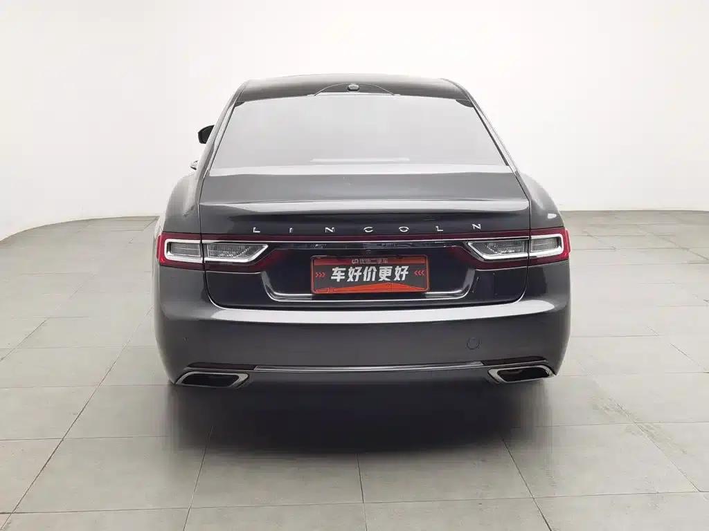 Lincoln Continental 2017 2.0T Two-Wheel Drive Premium Edition — миниатюра 4
