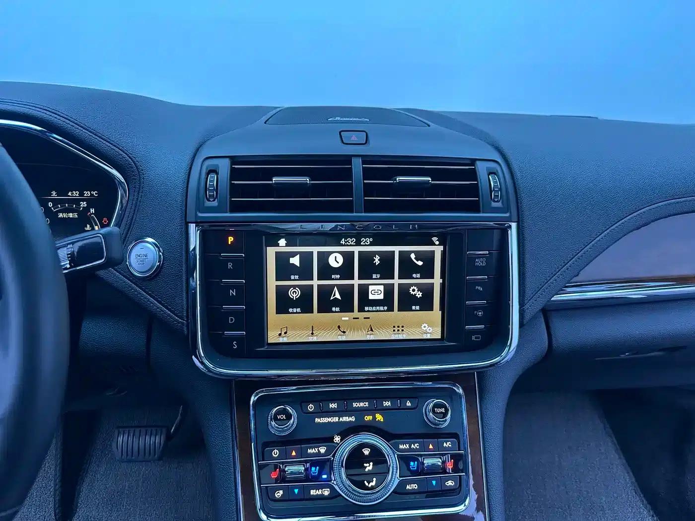 Lincoln Continental 2017 3.0T AWD Reserve — миниатюра 16