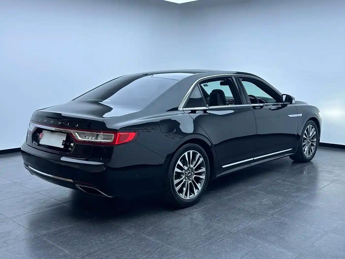 Lincoln Continental 2017 3.0T AWD Reserve — миниатюра 4