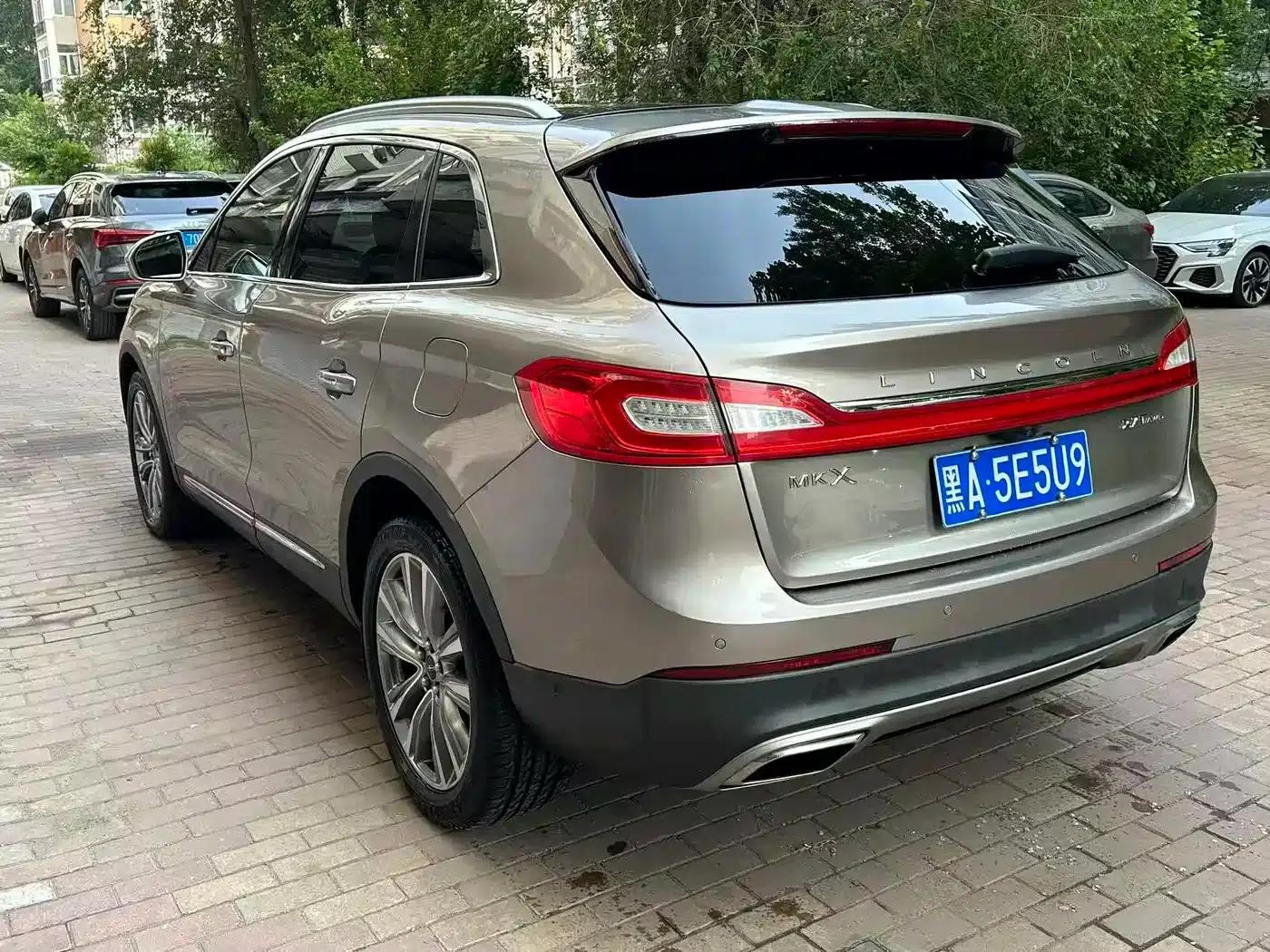 Lincoln MKX 2018 2.7T AWD Premium Edition — миниатюра 3
