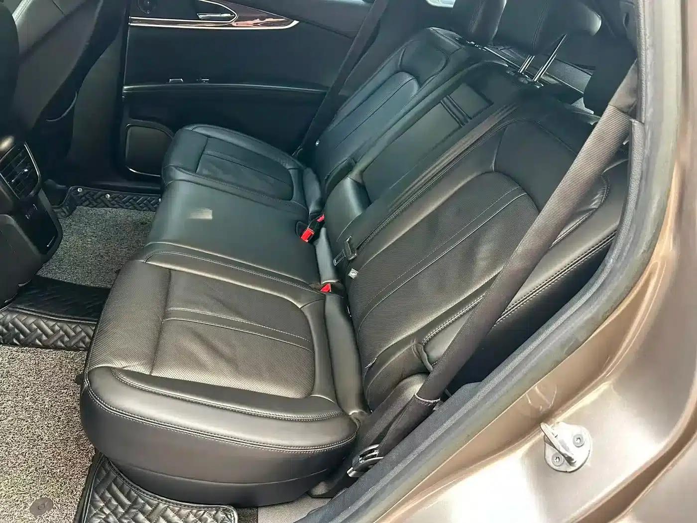 Lincoln MKX 2018 2.7T AWD Premium Edition — миниатюра 5