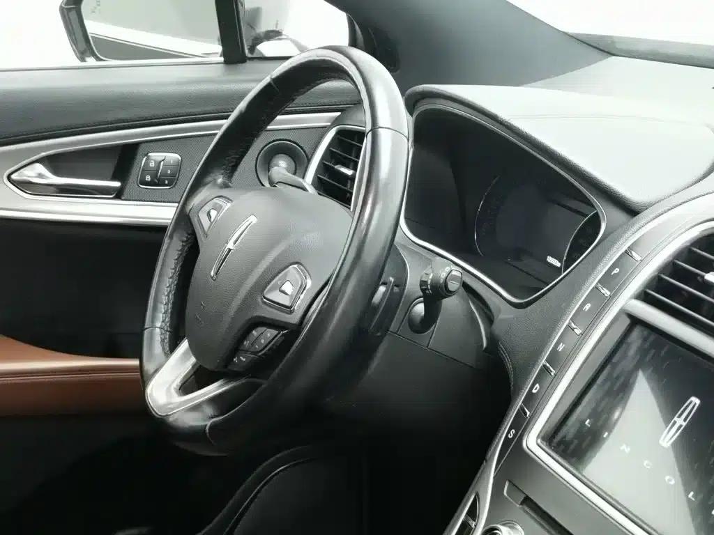 Lincoln MKX 2017 2.0T AWD Premium Edition — миниатюра 22
