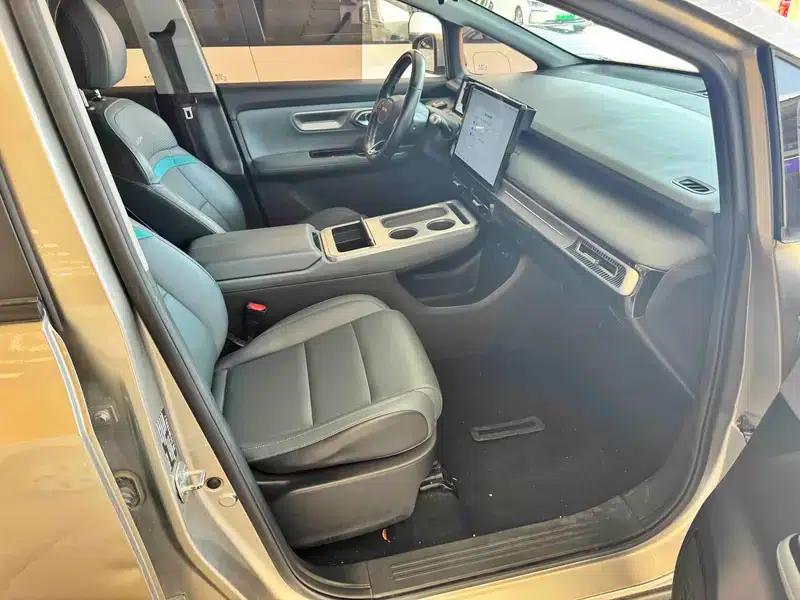 AION Y 2023 Plus 510 Smart Edition — миниатюра 5