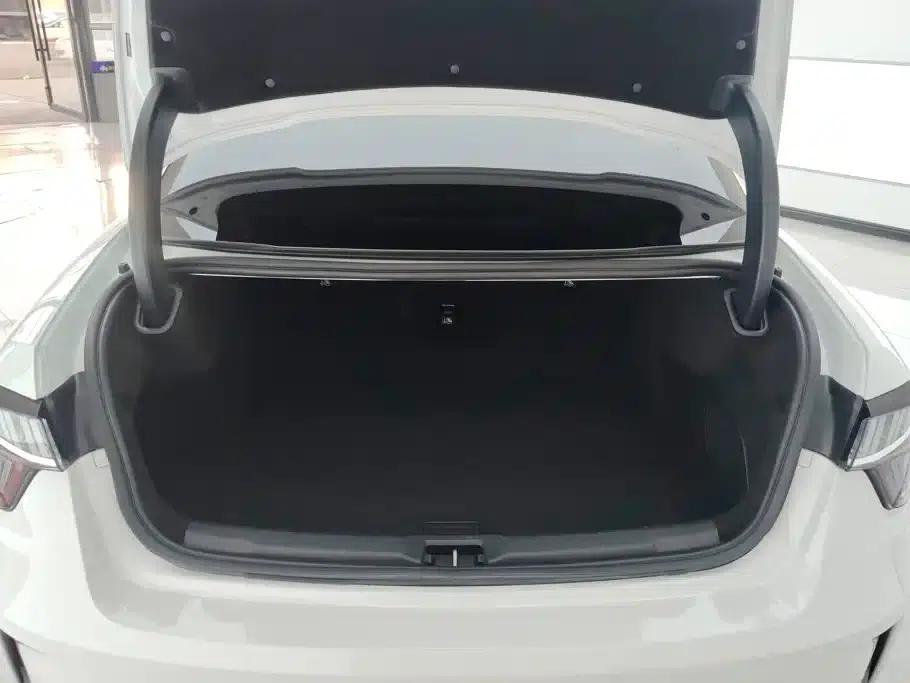 Lynk & Co 03 2019 1.5TD DCT Pro Edition (China VI Emission Standard) — миниатюра 4