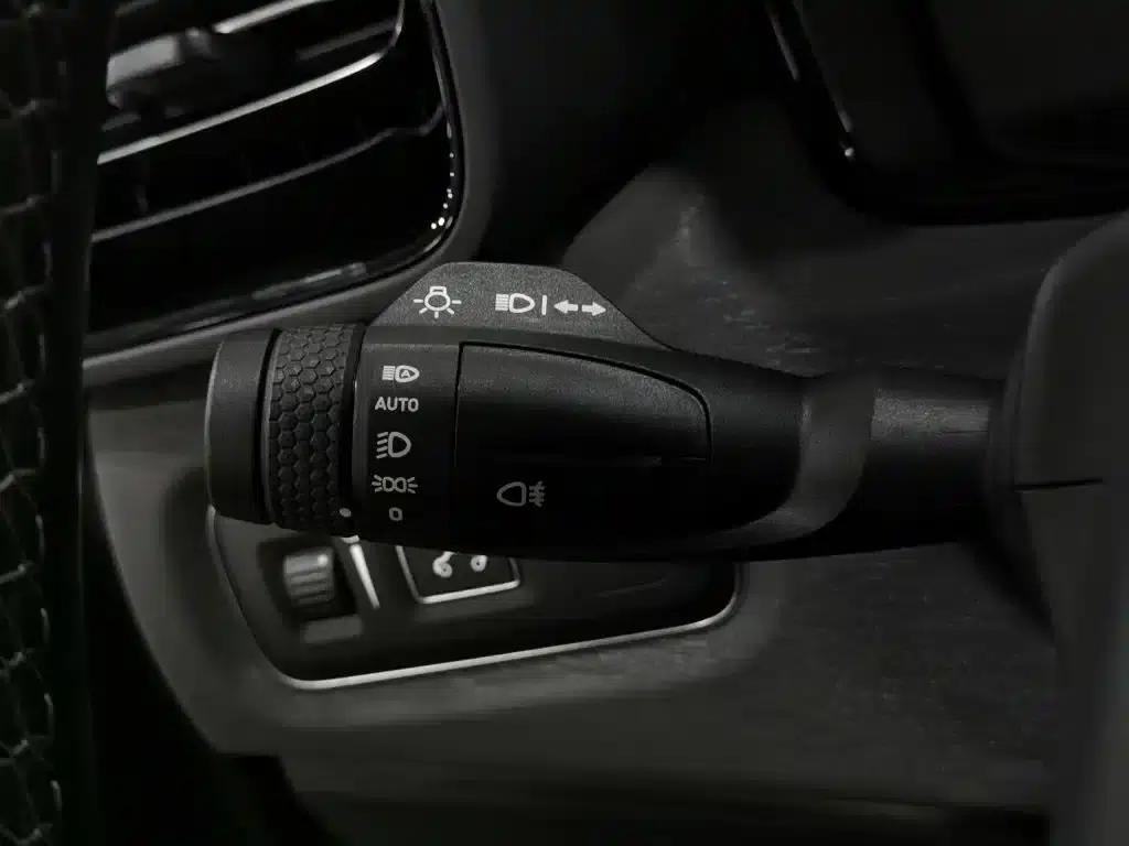 Lynk & Co 03 2022 1.5TD DCT Pro — миниатюра 21