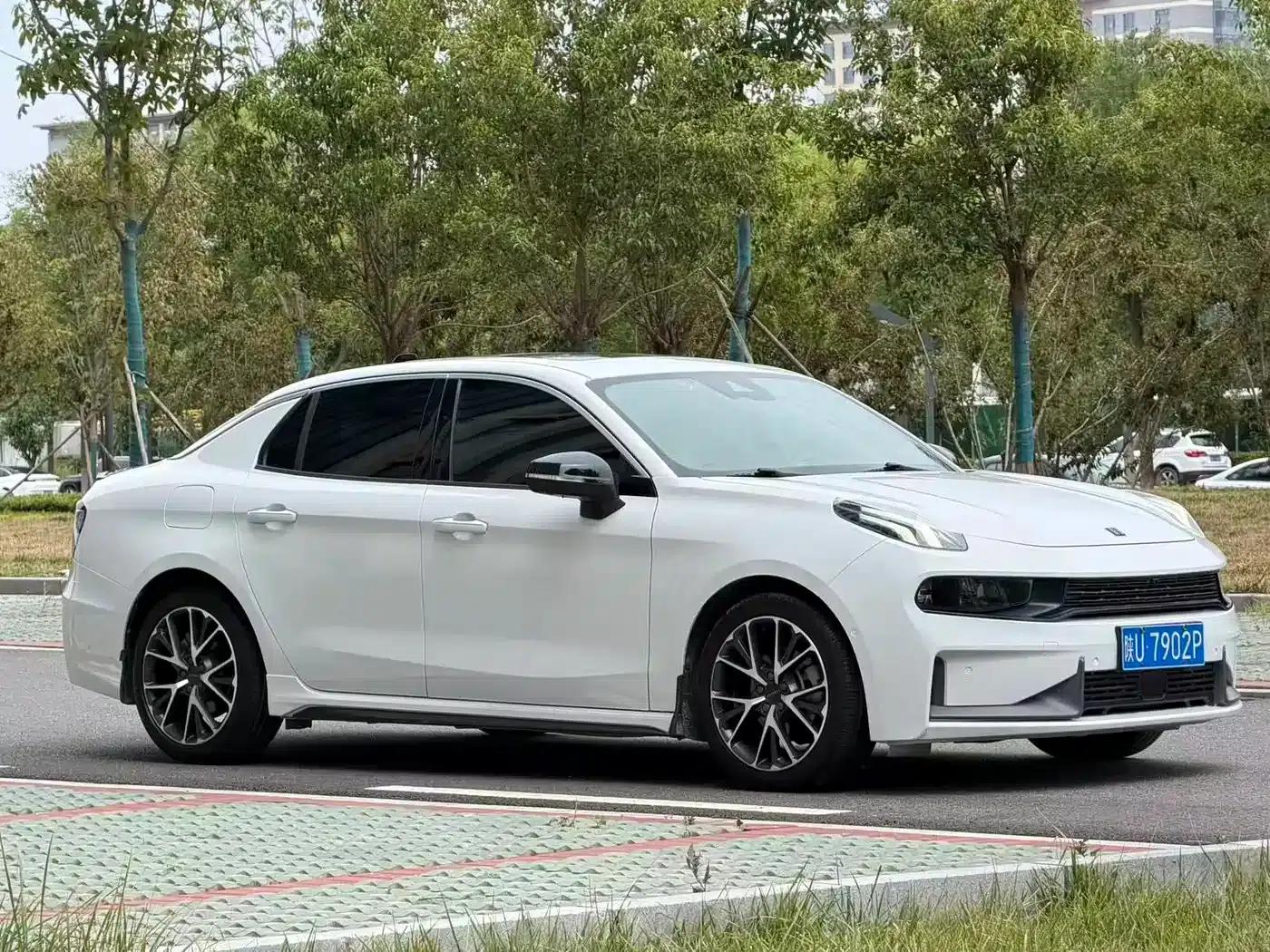 Lynk & Co 03 2019 1.5TD DCT Pro Edition (China VI Emission Standard) — миниатюра 3