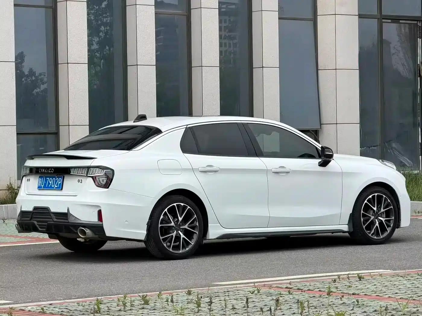 Lynk & Co 03 2019 1.5TD DCT Pro Edition (China VI Emission Standard) — миниатюра 9
