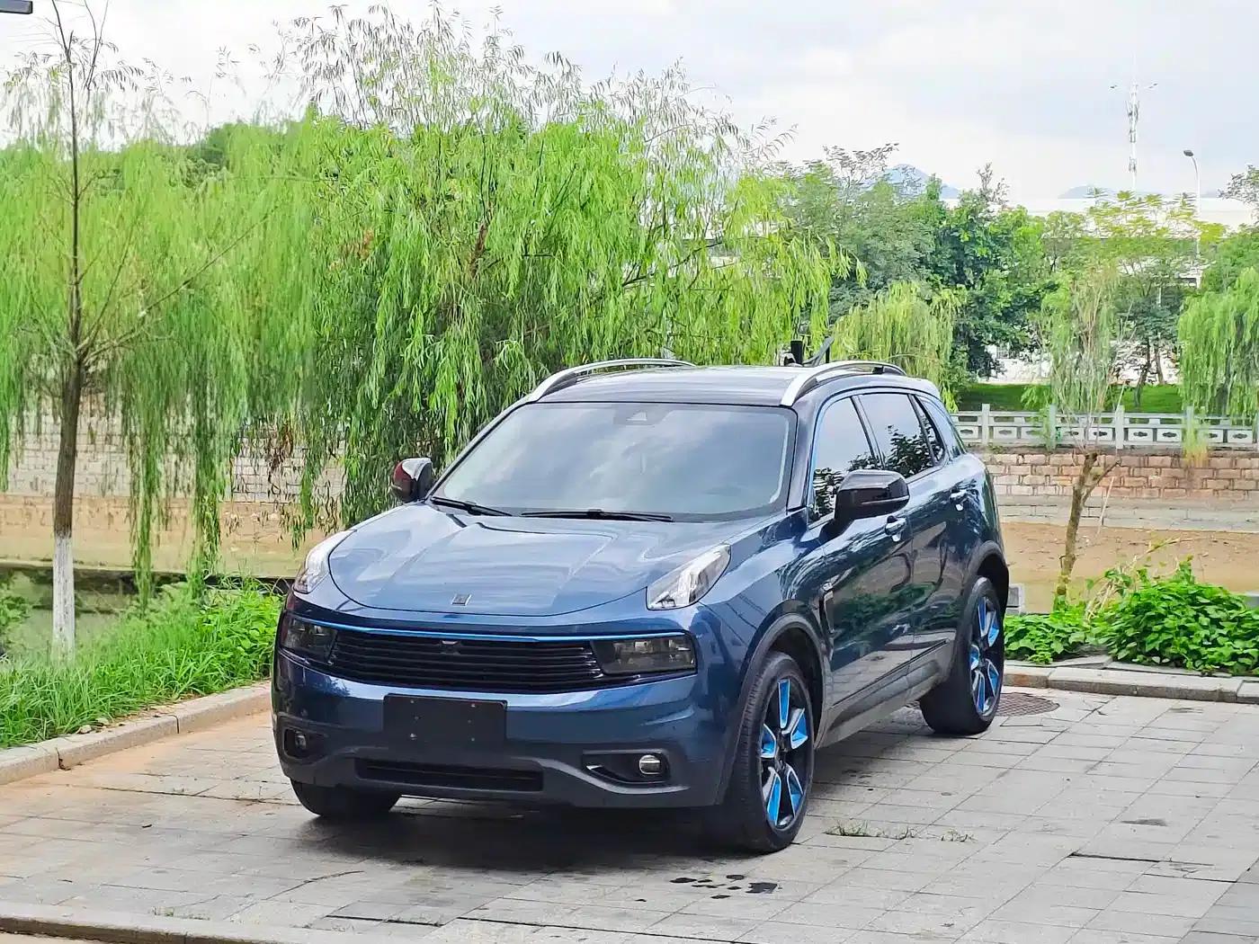 Lynk & Co 01 2019 2.0T 2WD Pro Edition (China VI Emission Standard) — миниатюра 1