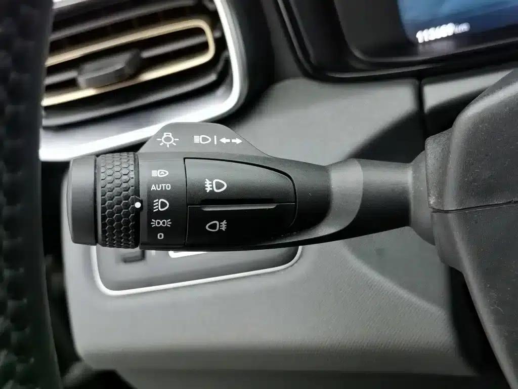 Lynk & Co 01 2017 2.0T 2WD Pro Edition — миниатюра 21